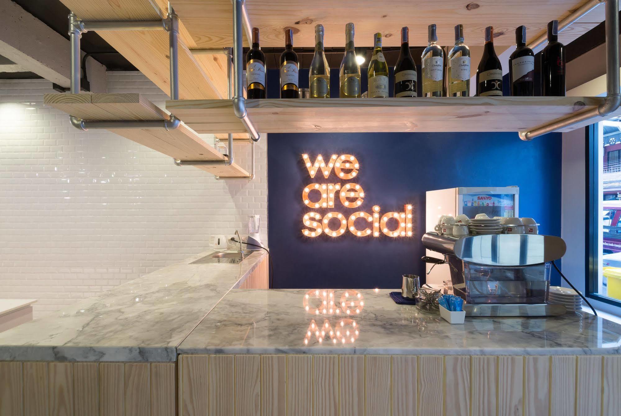 Alfresco Phuket Hotel Patong Екстериор снимка