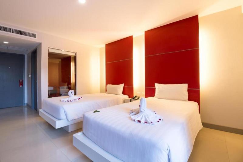 Alfresco Phuket Hotel Patong Екстериор снимка