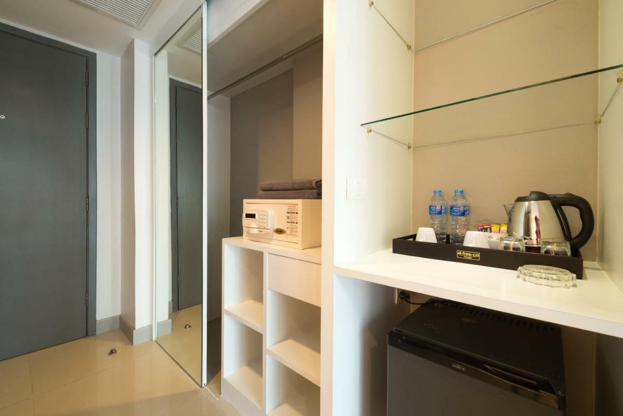 Alfresco Phuket Hotel Patong Екстериор снимка