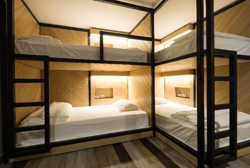 Alfresco Phuket Hotel Patong Екстериор снимка